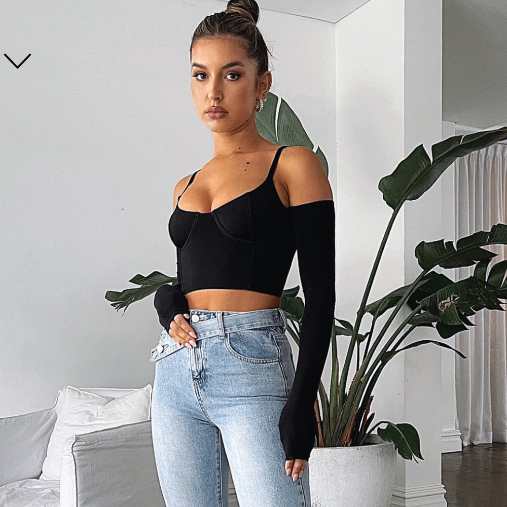 WHITE FOX BOUTIQUE BUSTIER OFF THE SHOULDER CROP TOP